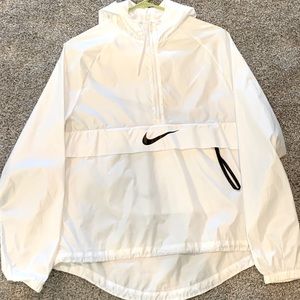 Nike - Quarterzip Wind Breaker